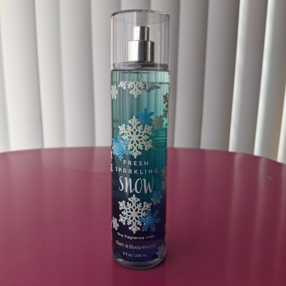 Bath & Body Works FRESH SPARKLING SNOW Fine Fragrance Mist 8 fl oz Retired